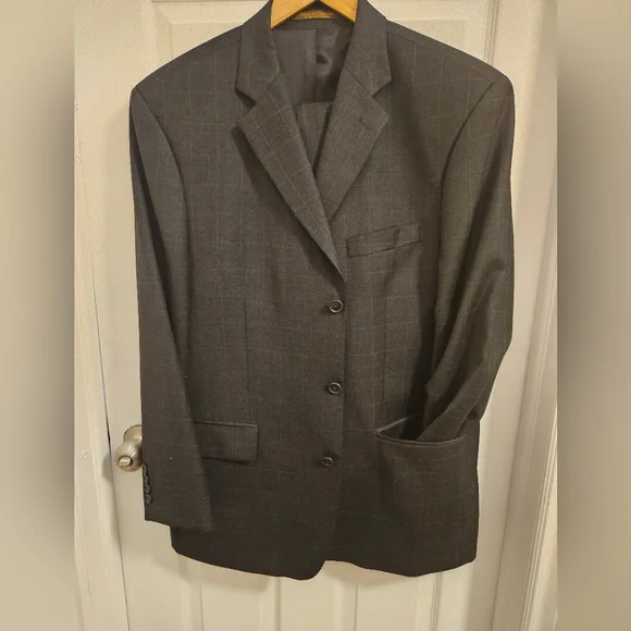 Men's Three Button Suit - Picture 1 of 1